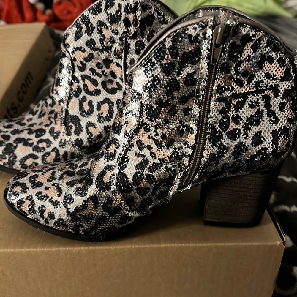 sequin leopard print Very G booties
